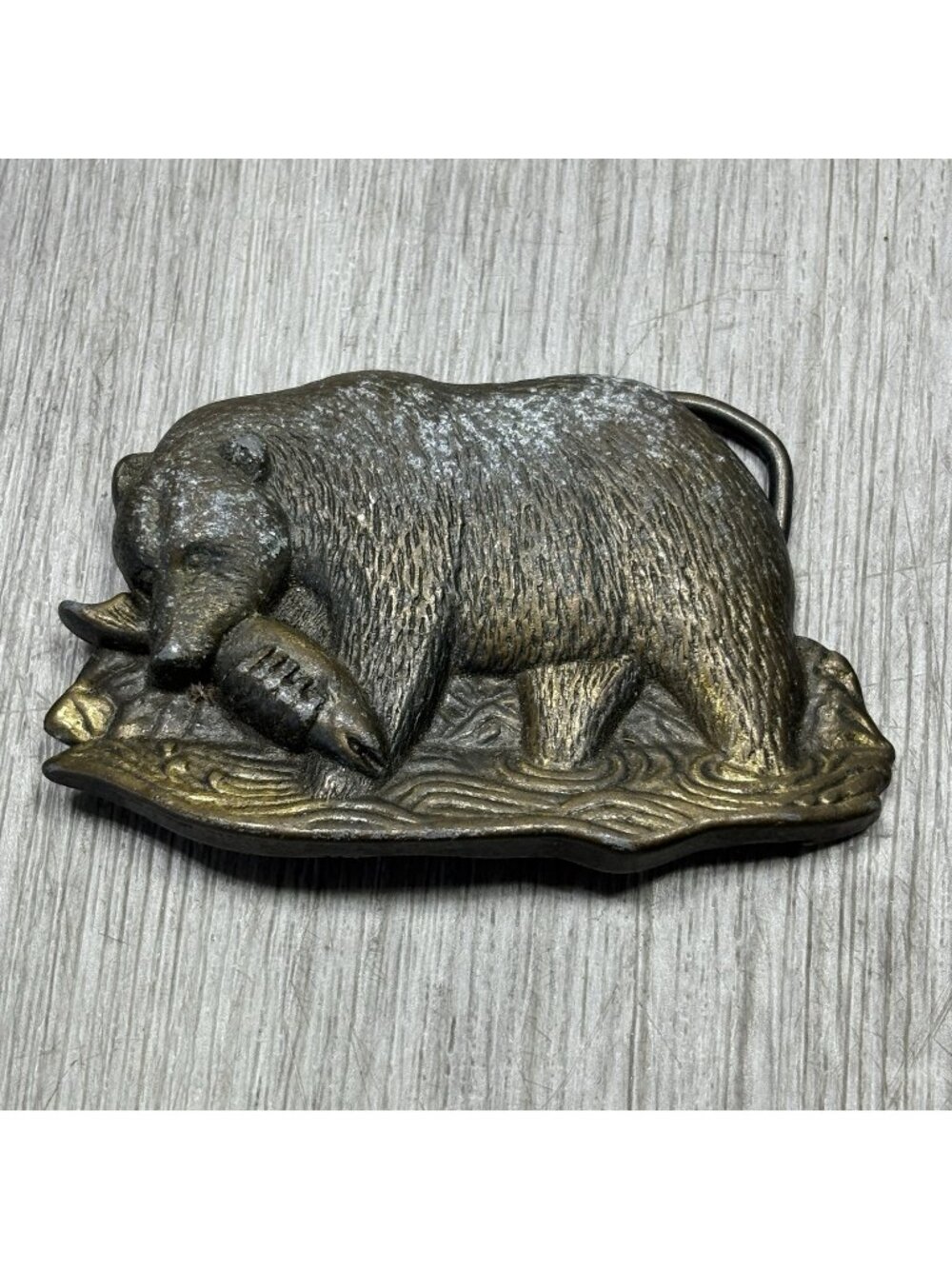 Vintage Solid Brass Grizzly Brown Bear Salmon Fishing Belt Buckle